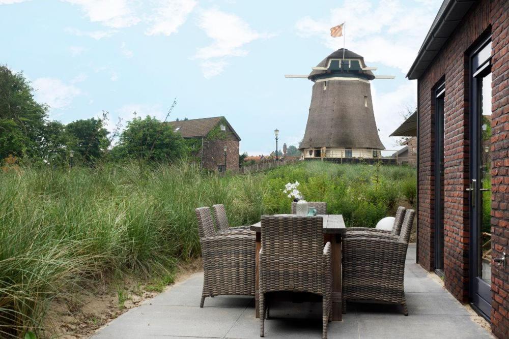 Zicht Op De Molen By Droomvilla Egmond aan den Hoef Exterior foto